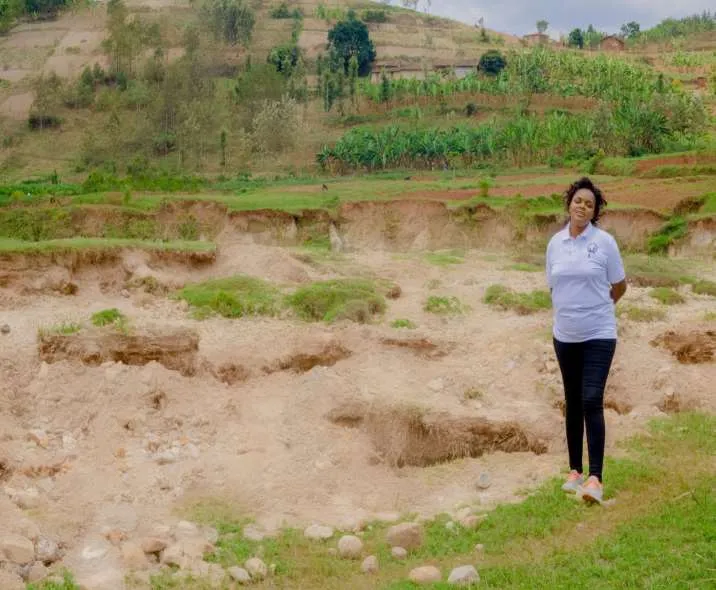 Surveying an erosion hotspot during field mapping